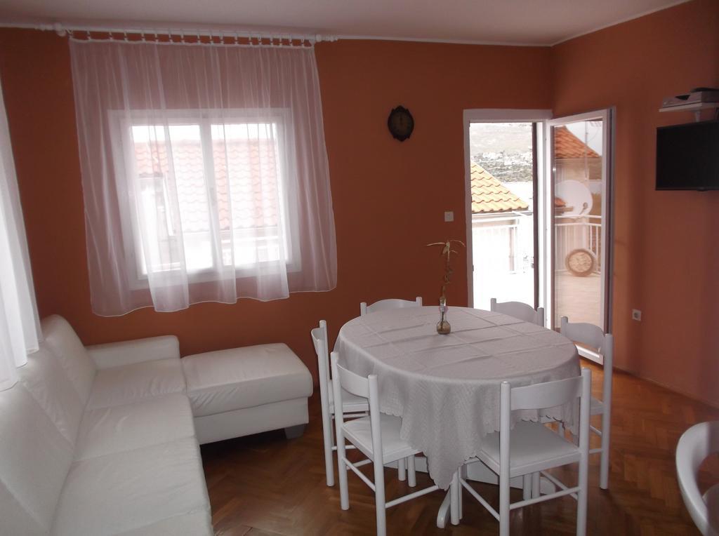Apartman Vladic Apartment เกรบัชติซา ภายนอก รูปภาพ